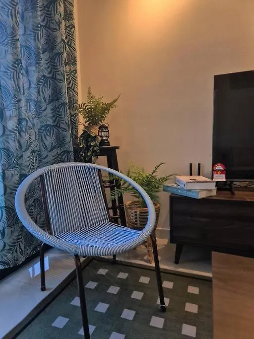 Cozy Nostalgia 2 Rooms 4 Pax - 15 Min To Jb Town Johor Bahru Apartment